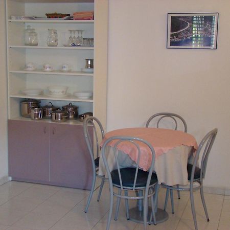 Studio Apartments Kuljis Vis Zewnętrze zdjęcie