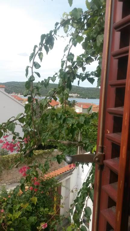 Studio Apartments Kuljis Vis Zewnętrze zdjęcie
